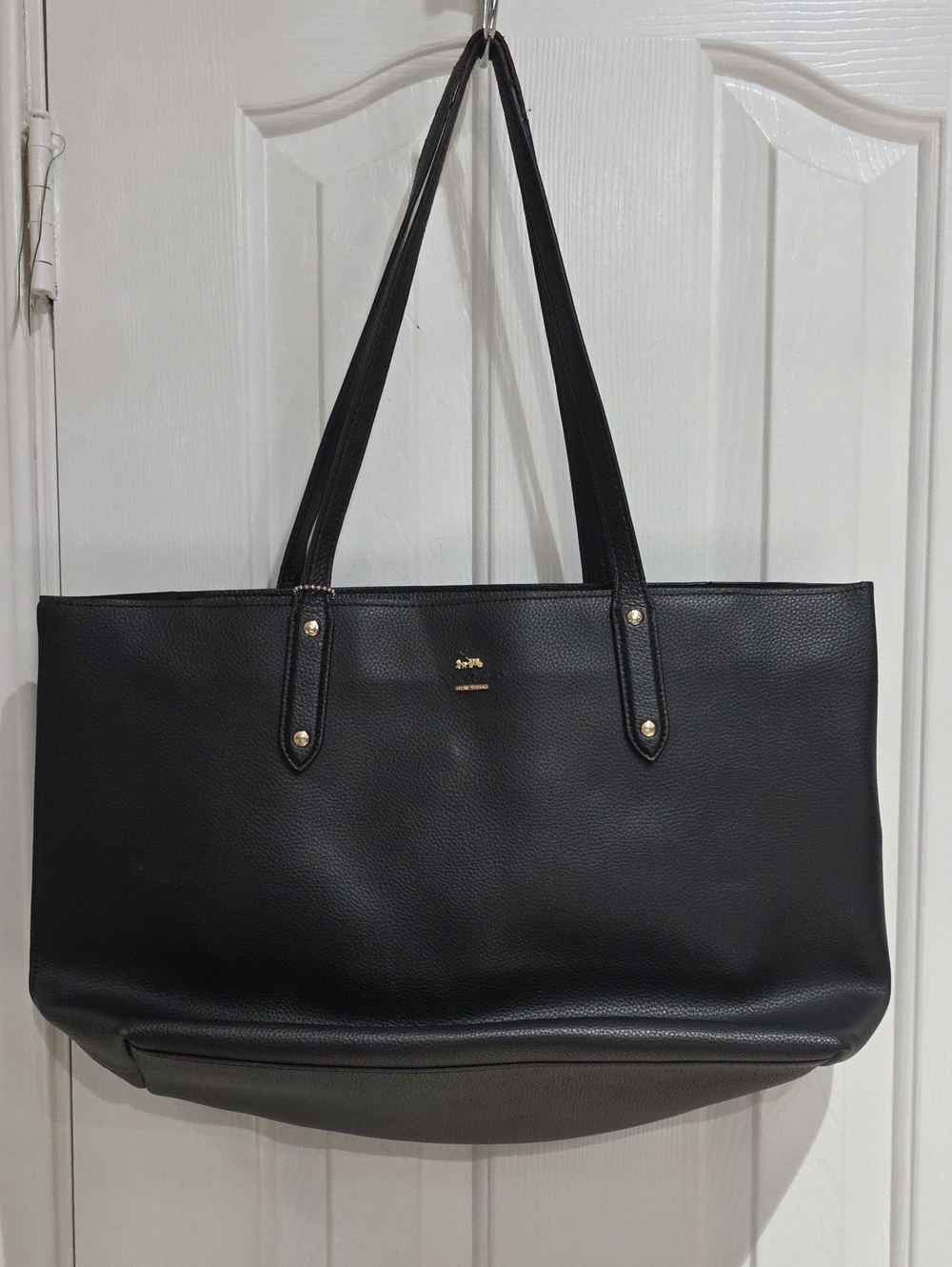 Coach Black Leather Tote with Gold Hardware Serial No J1922 69424